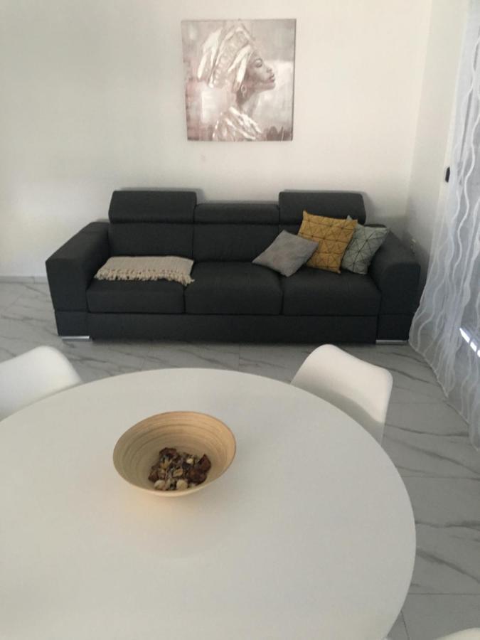 Apartmani Zlata Sveti Filip i Jakov Kültér fotó