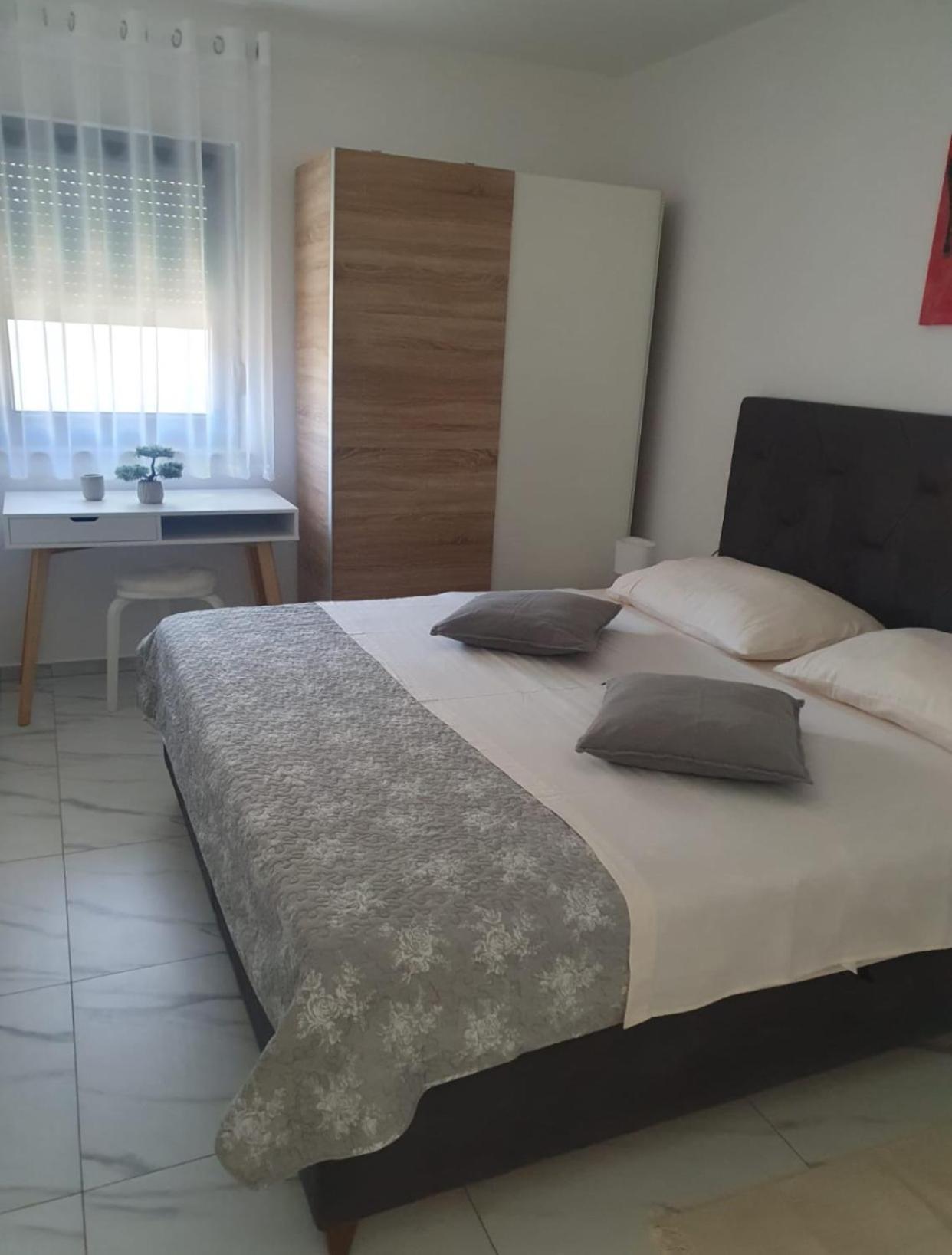 Apartmani Zlata Sveti Filip i Jakov Kültér fotó