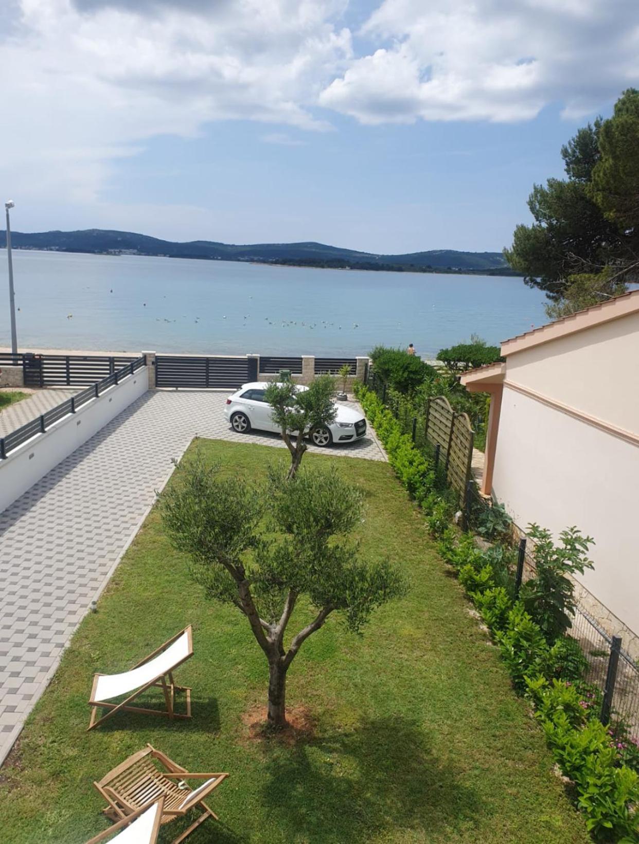 Apartmani Zlata Sveti Filip i Jakov Kültér fotó